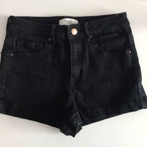 Forever 21 black high wasted shorts